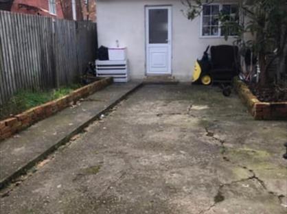 Room in a Shared House, Mora Road, NW2