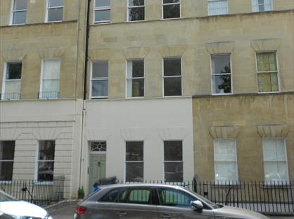 Studio Flat, Grosvenor Place, BA1