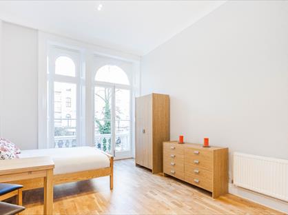 Studio Flat, Talbot Square, W2