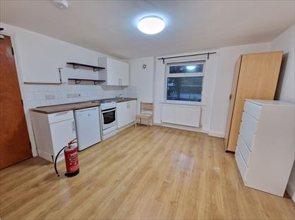 Studio Flat, Upper Tollington Park, N4