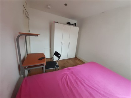Room in a Shared House, Albert Square, E15