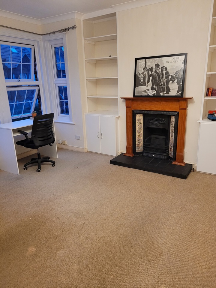 London 2 Bed Blyth Road, E17 To Rent Now for £1,700.00 p/m