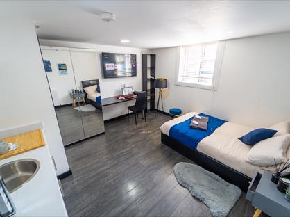 Studio Flat, North Road, B29