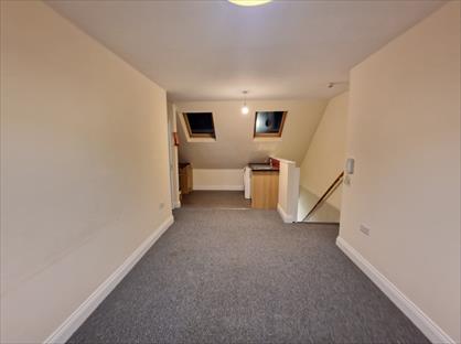 1 Bed Flat, North Circular Road, NW10