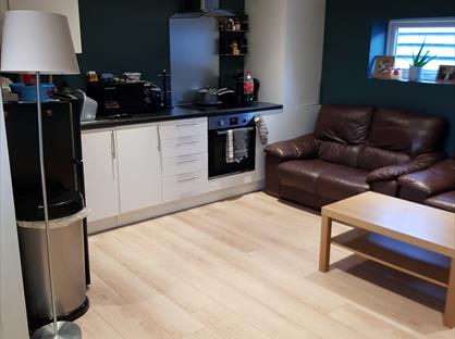 1 Bed Flat, Mart Lane, L40