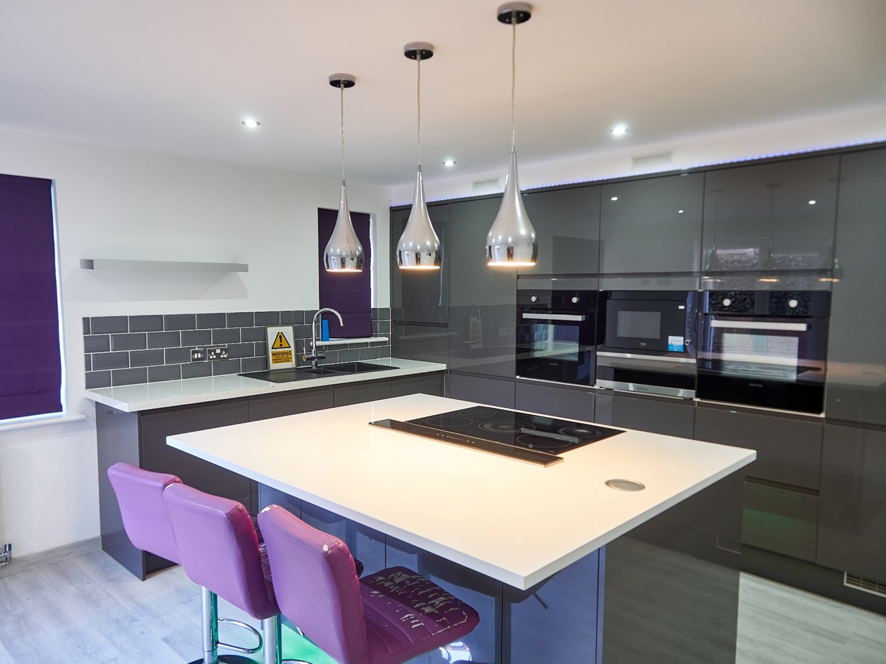 4 Bed Detached House, Twentyman Walk, LS10 photo 3