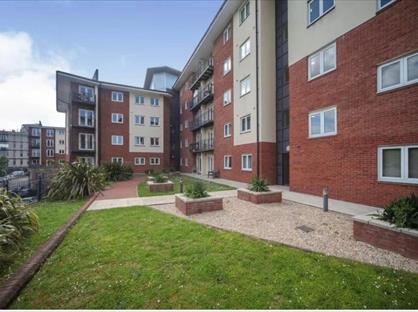 3 Bed Flat, New North Road, EX4