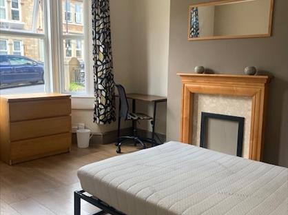 4 Bed Terraced House, Lymore Avenue, BA2