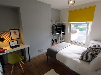 4 Bed Semi-Detached House, St. Helens Avenue, SA1
