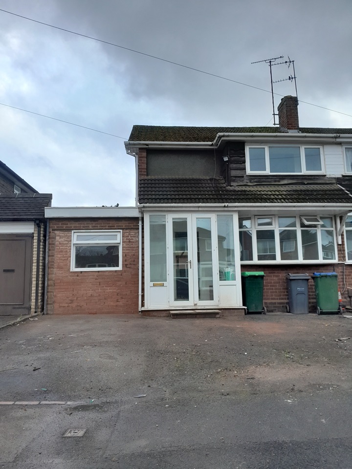 Oldbury 3 Bed SemiDetached House, Theodore Close, B69 To Rent Now