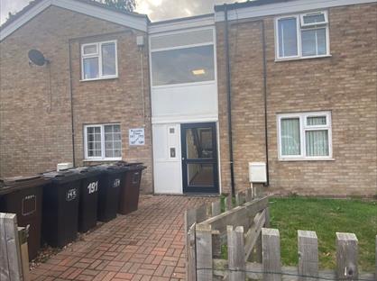 2 Bed Flat, Piccadilly Close, B37