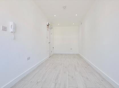 Studio Flat, Kenilworth Avenue, HA2