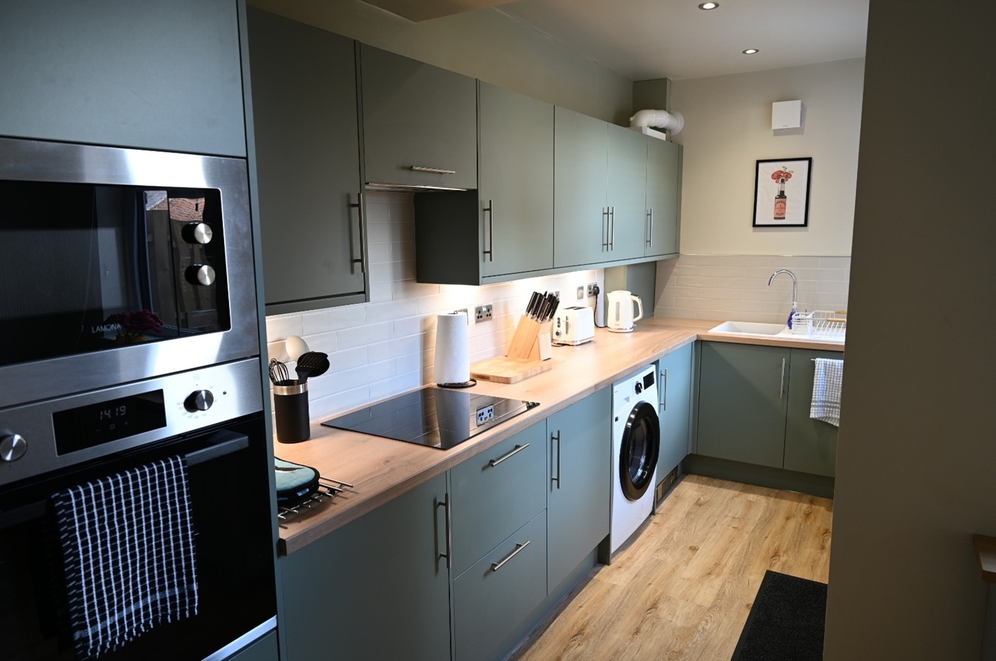 3 Bed Terraced House, School Road, S10, N1 7GU