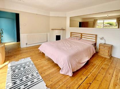Room in a Shared House, Packhall Lane, TQ5