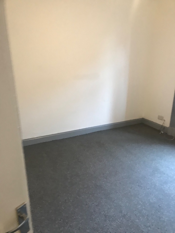 Paisley 2 Bed Flat, Espedair Street, PA2 To Rent Now for £625.00 p/m