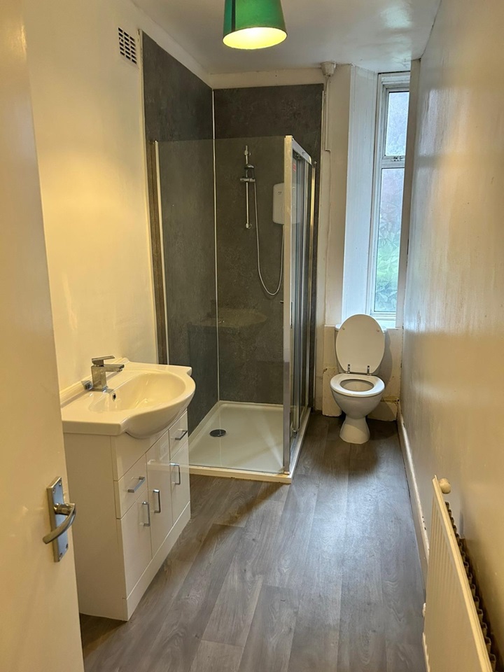 Paisley 2 Bed Flat, Espedair Street, PA2 To Rent Now for £625.00 p/m