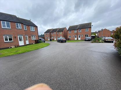 2 Bed End Terrace, Shamrock Court, LN5