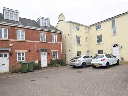 2 Bed Flat, Fore Street, EX1