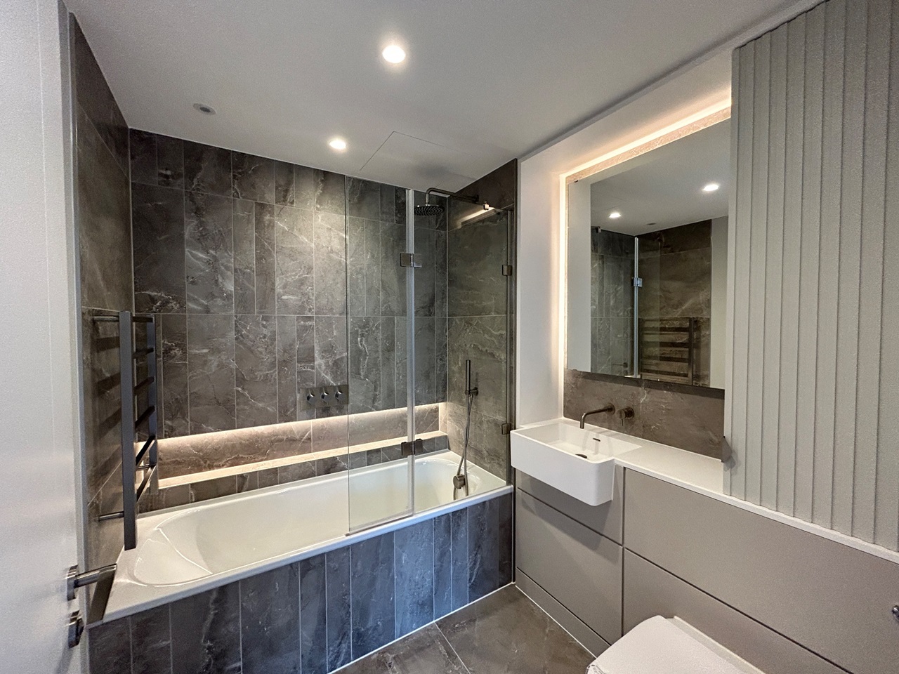 Additional image 13 of 2 Bed Flat, Kennington Lane, SE11, N1 7GU