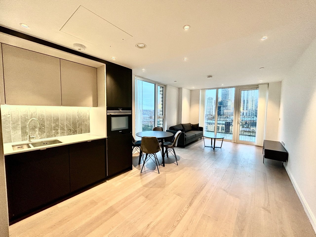 Additional image 2 of 2 Bed Flat, Kennington Lane, SE11, N1 7GU