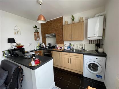 Studio Flat, Netherwood Road, W14