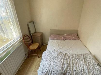 Room in a Shared House, Northwood Road, CR7