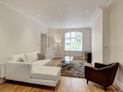 1 Bed Flat, King Street, W6