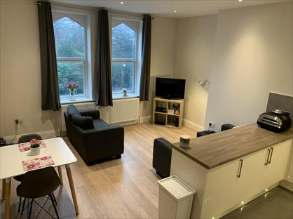 3 Bed Flat, Spring Road, LS6