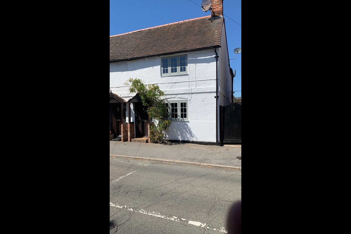 Wolston, Coventry 2 Bed SemiDetached House, Warwick Road, CV8 To