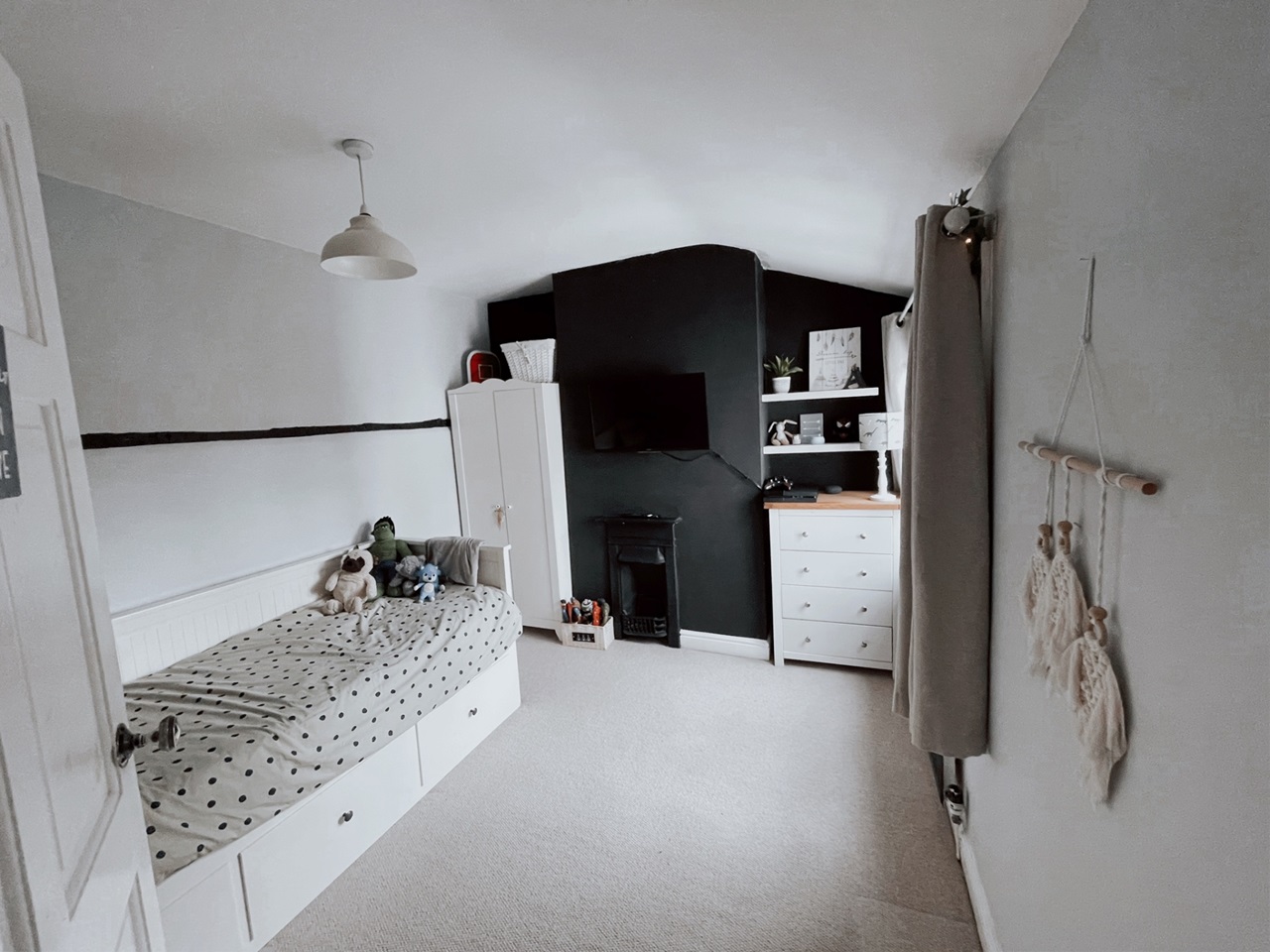 Wolston, Coventry 2 Bed SemiDetached House, Warwick Road, CV8 To