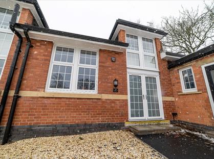 2 Bed End Terrace, Abbey Park, S80