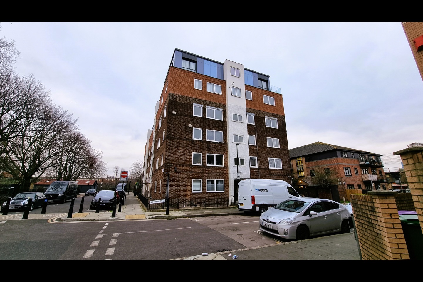 London 2 Bed Flat, Barwell House, E2 To Rent Now for £2,170.00 p/m