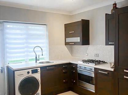 Room in a Shared House, Colindeep Lane, NW9