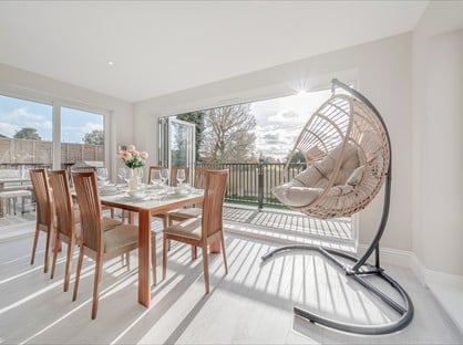 5 Bed Detached House, London Road, GU19