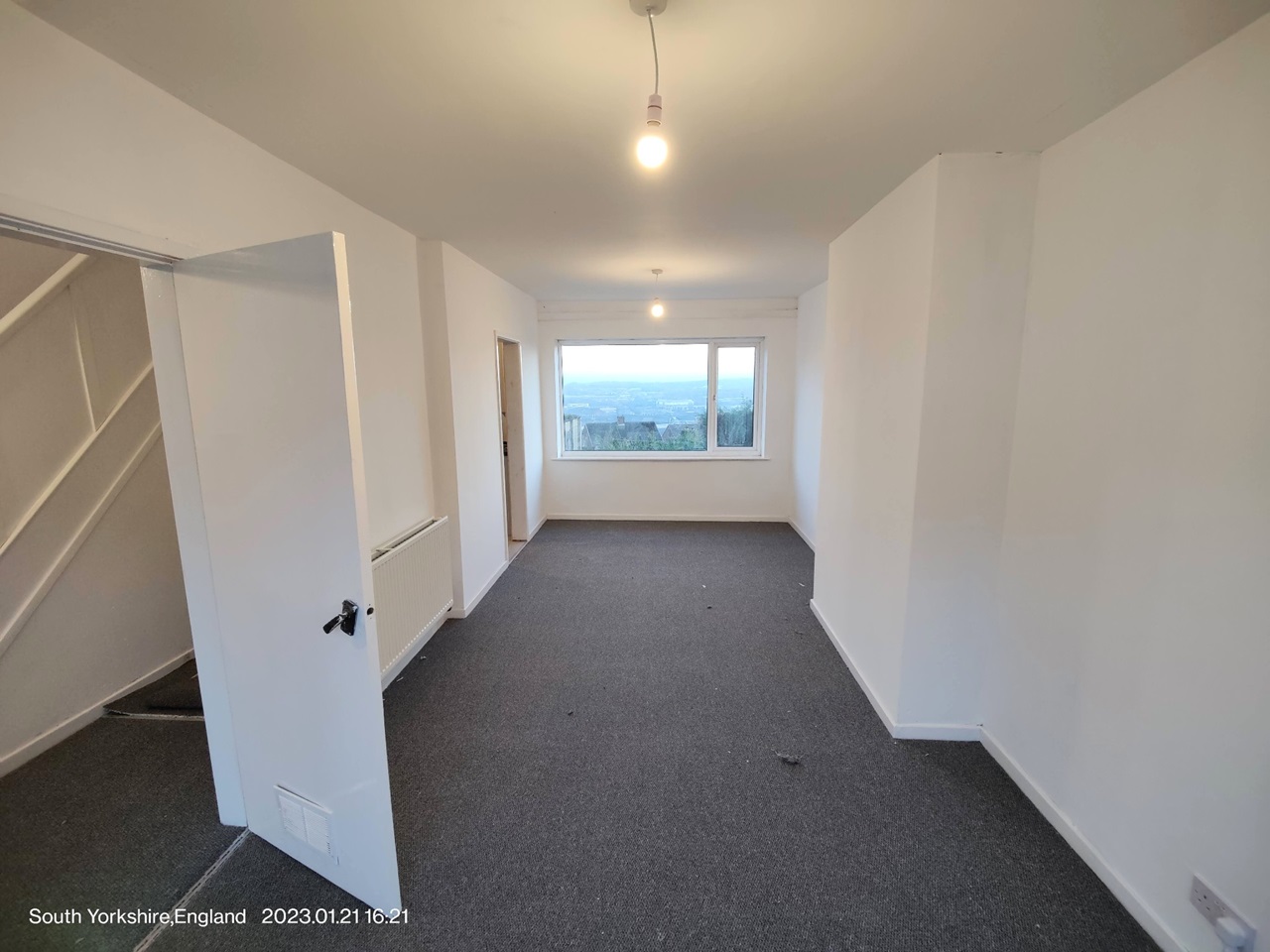 3 Bed Semi-Detached House, Sandstone Avenue, S9