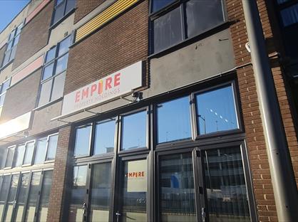 Studio Flat, Empire House, DN1