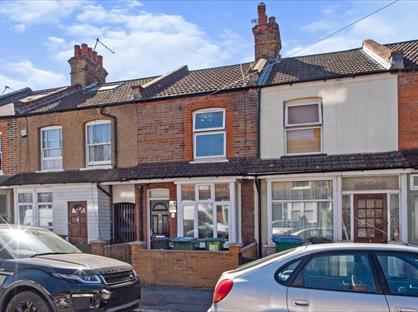 2 Bed Terraced House, Parker Street, WD24