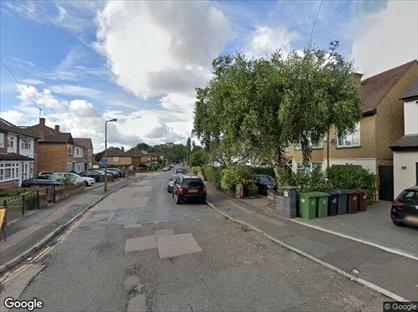 Room in a Shared House, Heathcote Grove, E4
