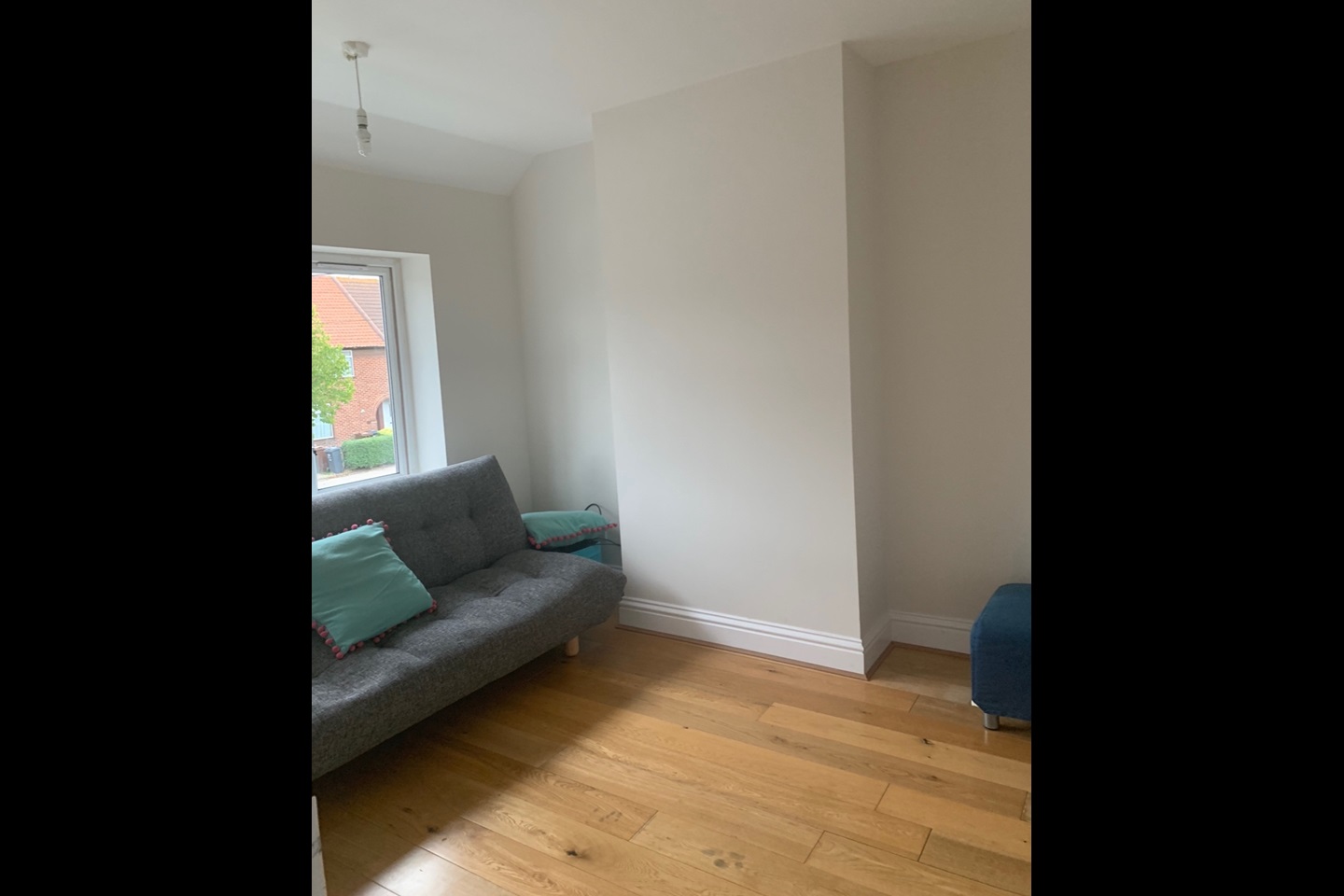 Dagenham 1 Bed Flat, Heathway, RM9 To Rent Now for £1,400.00 p/m