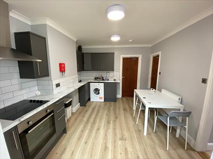 3 Bed Semi-Detached House, Greenstead Road, CO1