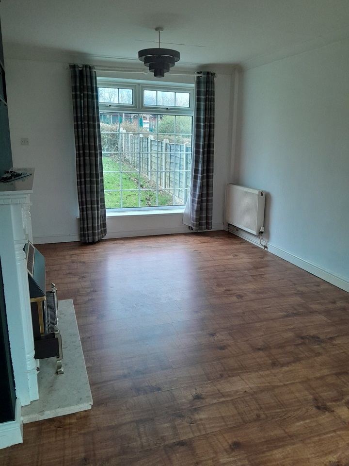 Leeds 2 Bed SemiDetached House, Barncroft Gardens, LS14 To Rent