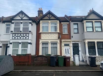 5 Bed Terraced House, West End Avenue, E10