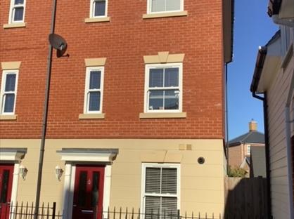 3 Bed End Terrace, Guelder Rose, CM6