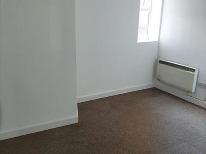 1 Bed Flat, Wilderspool Causeway, WA4