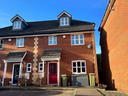 4 Bed Semi-Detached House, Walden Croft, MK6