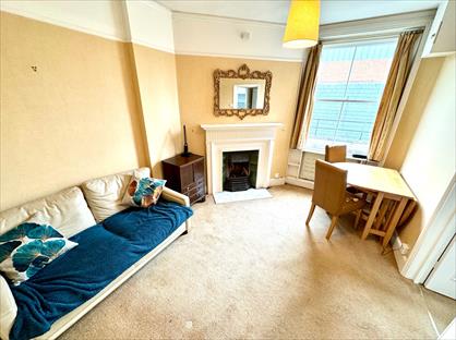 1 Bed Flat, Westminster Mansions, SW1P