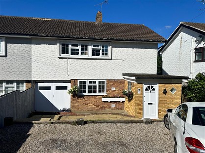 3 Bed Semi-Detached House, Lower Swaines, CM16