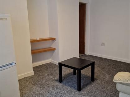 Studio Flat, Bradford, BD8