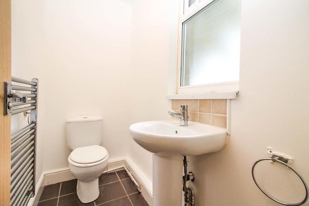 Additional image 5 of 1 Bed Flat, Hall Lane, LS12, N1 7GU