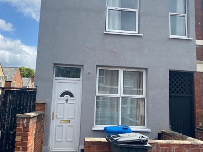 2 Bed Semi-Detached House, Netherclose Street, DE23